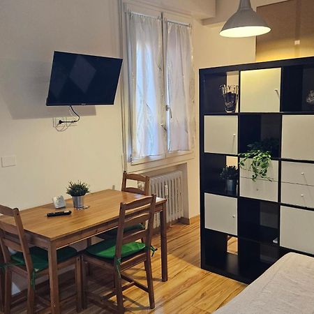 Апартаменты Residenza Ugo Bassi Болонья Экстерьер фото