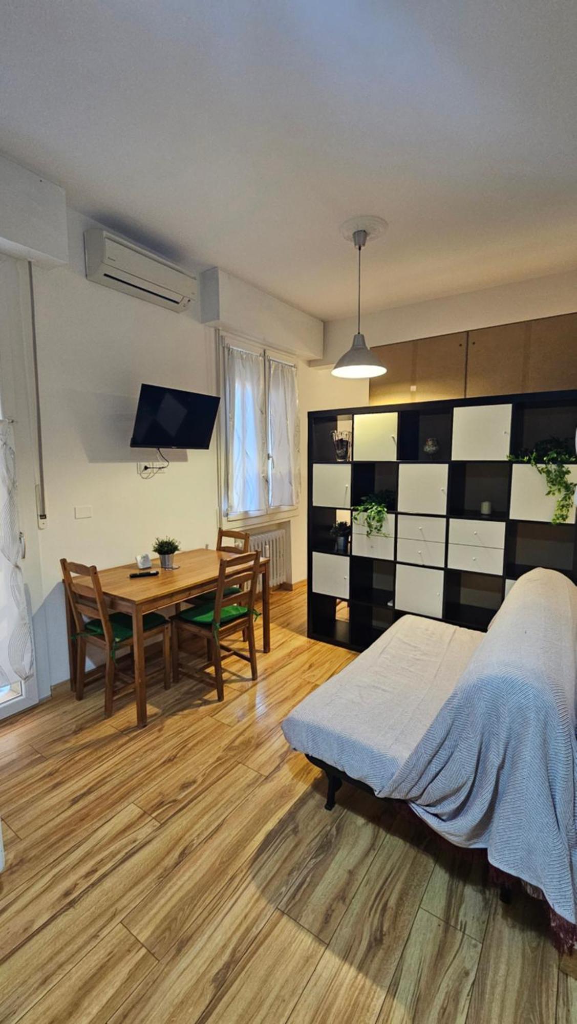 Апартаменты Residenza Ugo Bassi Болонья Экстерьер фото